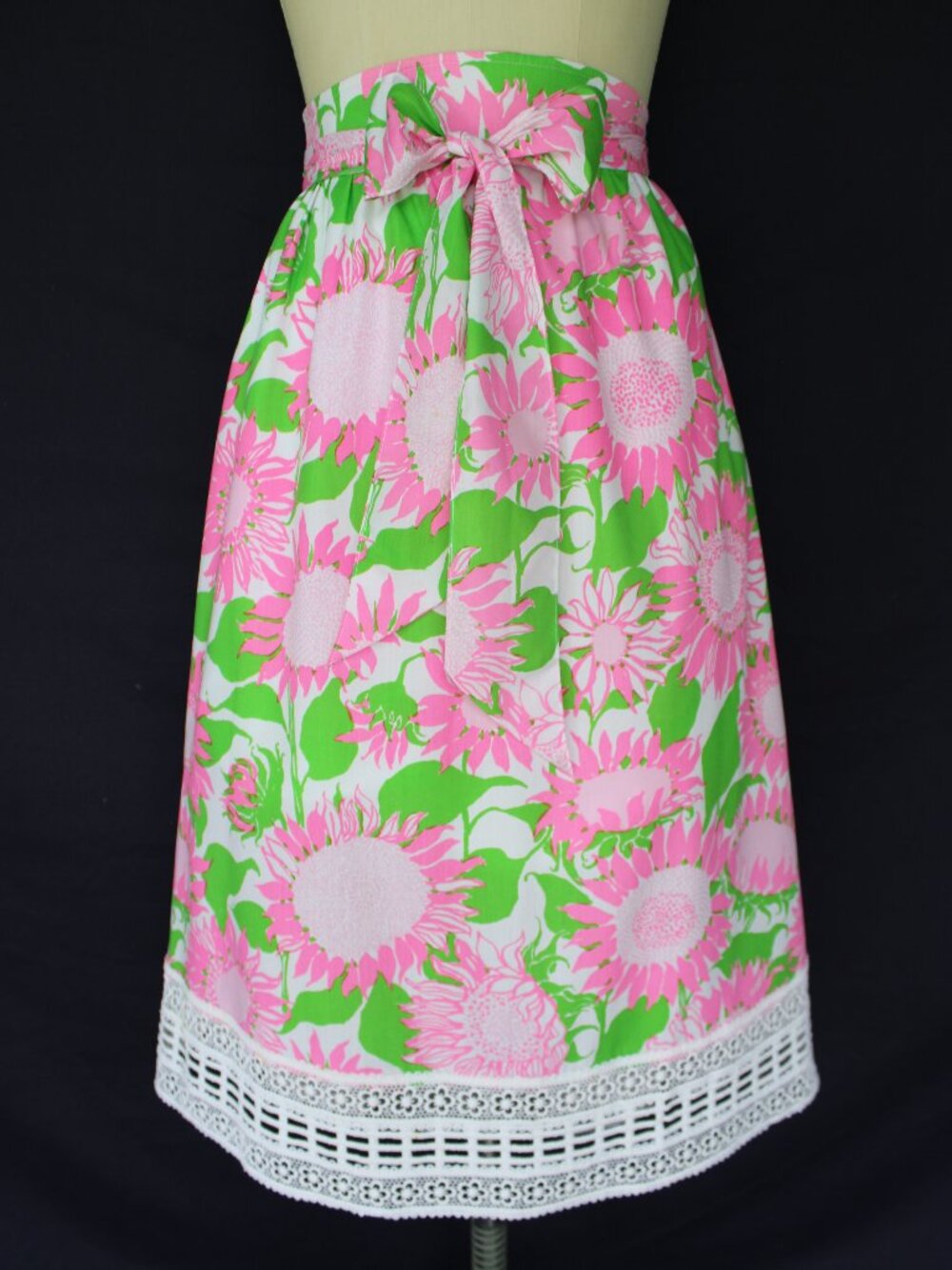 The Lilly Pulitzer vintage midi crochet lace dress skirt sunflowers pink green - Picture 5 of 10
